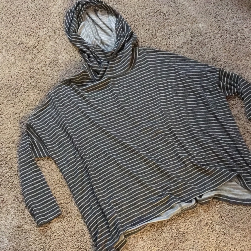 Sundry Hoodie top